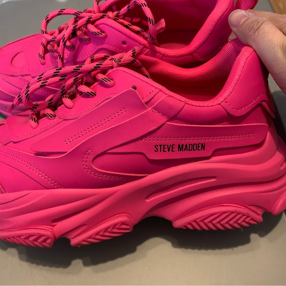 Steve Madden Women's possession Pink Sneakers - Picture 6 of 13